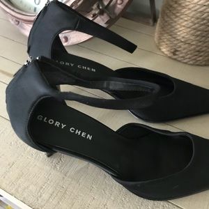 Glory Chen satin evening pump